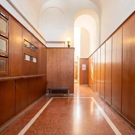 Murat Modern Wooden Penthouse - 3 Bedrooms Hotel de apartamente